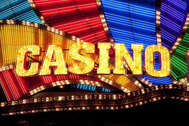 lvonline login platform interface showing football and casino games